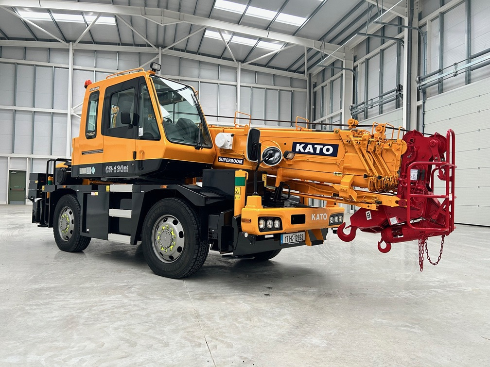 KATO CR-130Ri - 13 Ton City Crane with Only 8,563 miles from New !! - עגורן נייד: תמונה 2 KATO CR-130Ri - 13 Ton City Crane with Only 8,563 miles from New !! - עגורן נייד: תמונה 2