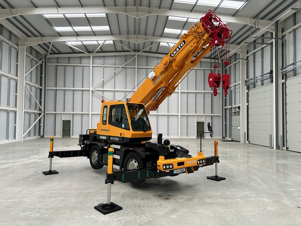 KATO CR-130Ri - 13 Ton City Crane with Only 8,563 miles from New !! - עגורן נייד: תמונה 1 KATO CR-130Ri - 13 Ton City Crane with Only 8,563 miles from New !! - עגורן נייד: תמונה 1