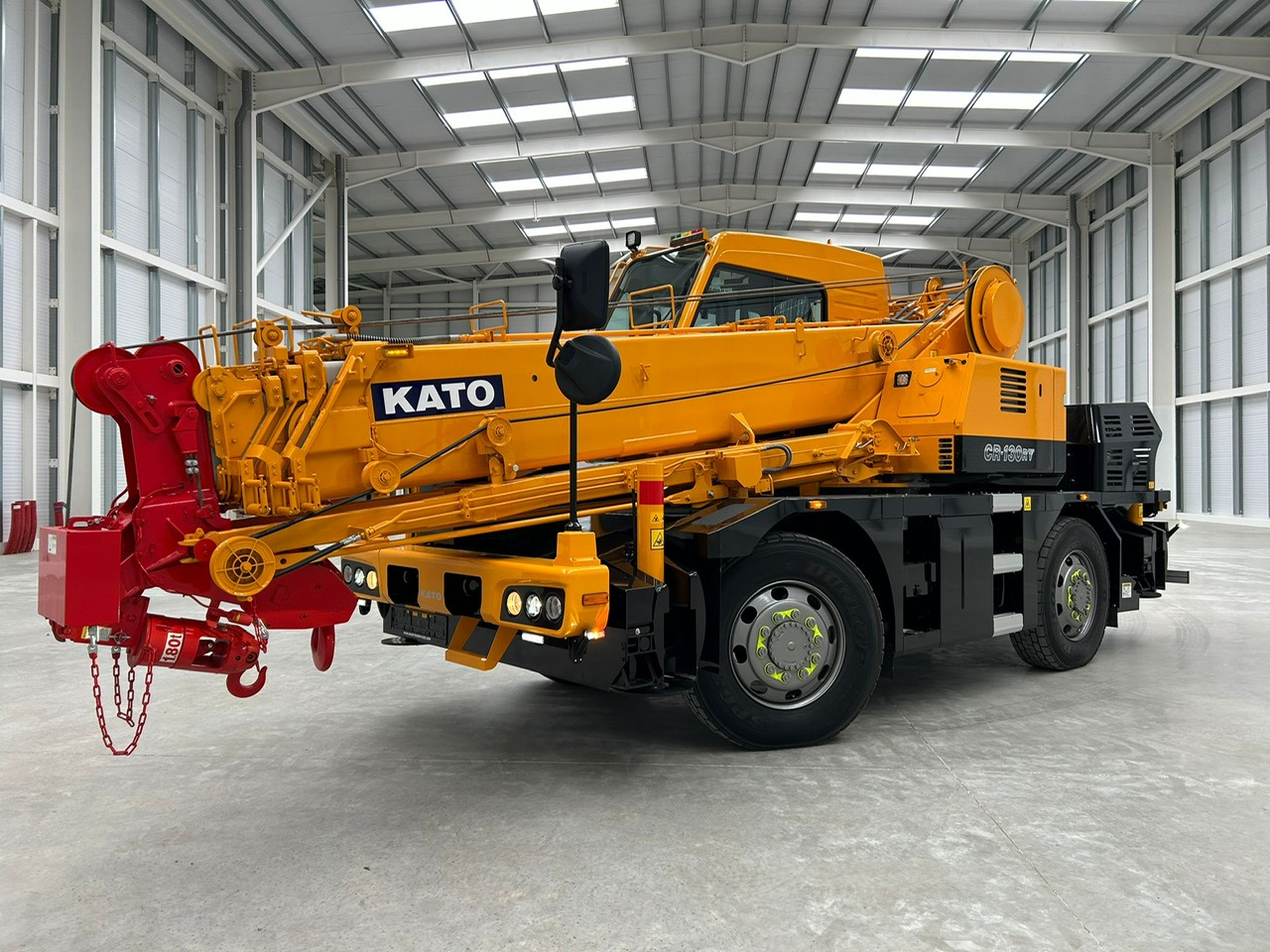 KATO CR-130Rv - 13 Ton City Crane with Joystick Control - עגורן נייד: תמונה 5 KATO CR-130Rv - 13 Ton City Crane with Joystick Control - עגורן נייד: תמונה 5