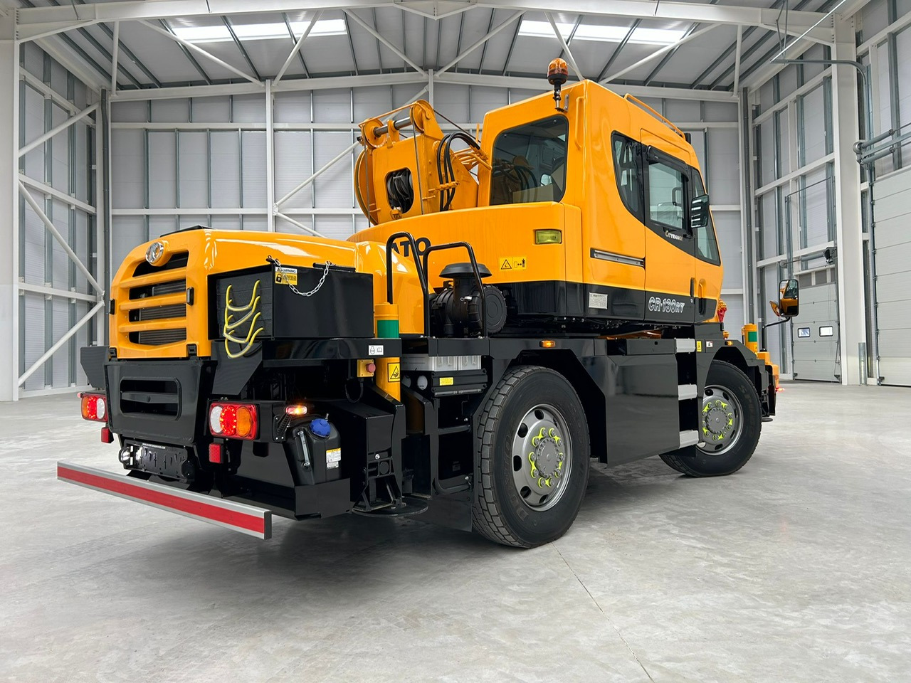 KATO CR-130Rv - 13 Ton City Crane with Joystick Control - עגורן נייד: תמונה 4 KATO CR-130Rv - 13 Ton City Crane with Joystick Control - עגורן נייד: תמונה 4