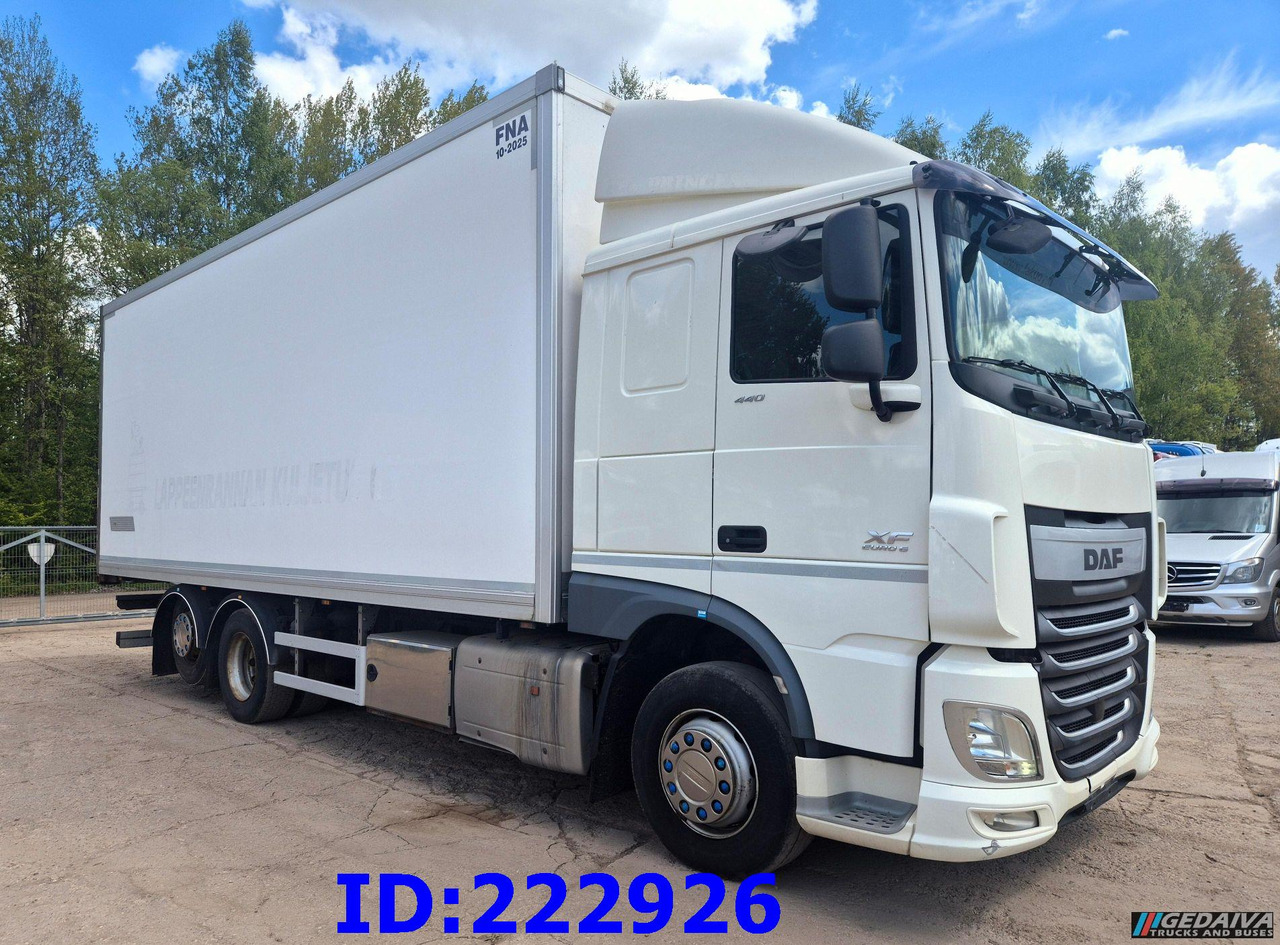 DAF XF 106 440 FAR 6x2 Euro6 - משאית איזותרמית: תמונה 1 DAF XF 106 440 FAR 6x2 Euro6 - משאית איזותרמית: תמונה 1