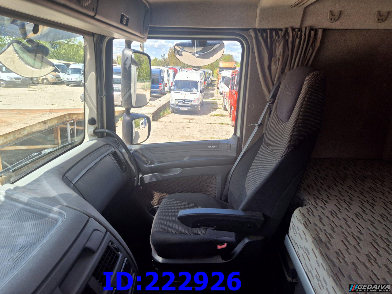 משאית איזותרמית DAF XF 106 440 FAR 6x2 Euro6: תמונה 19