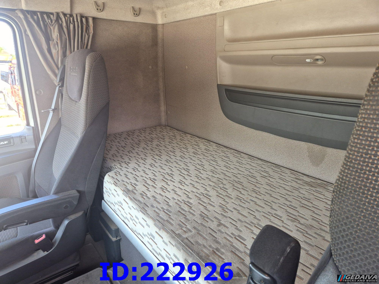 משאית איזותרמית DAF XF 106 440 FAR 6x2 Euro6: תמונה 18