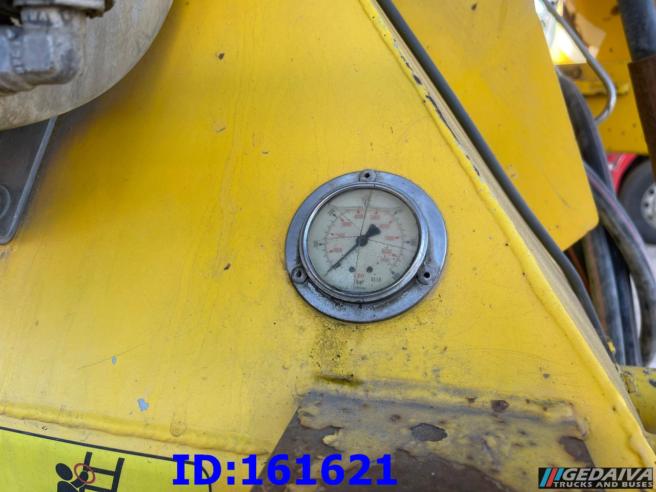 מערבל בטון סמיטרליילר DE BUF BM 12-36-2   12m3: תמונה 11