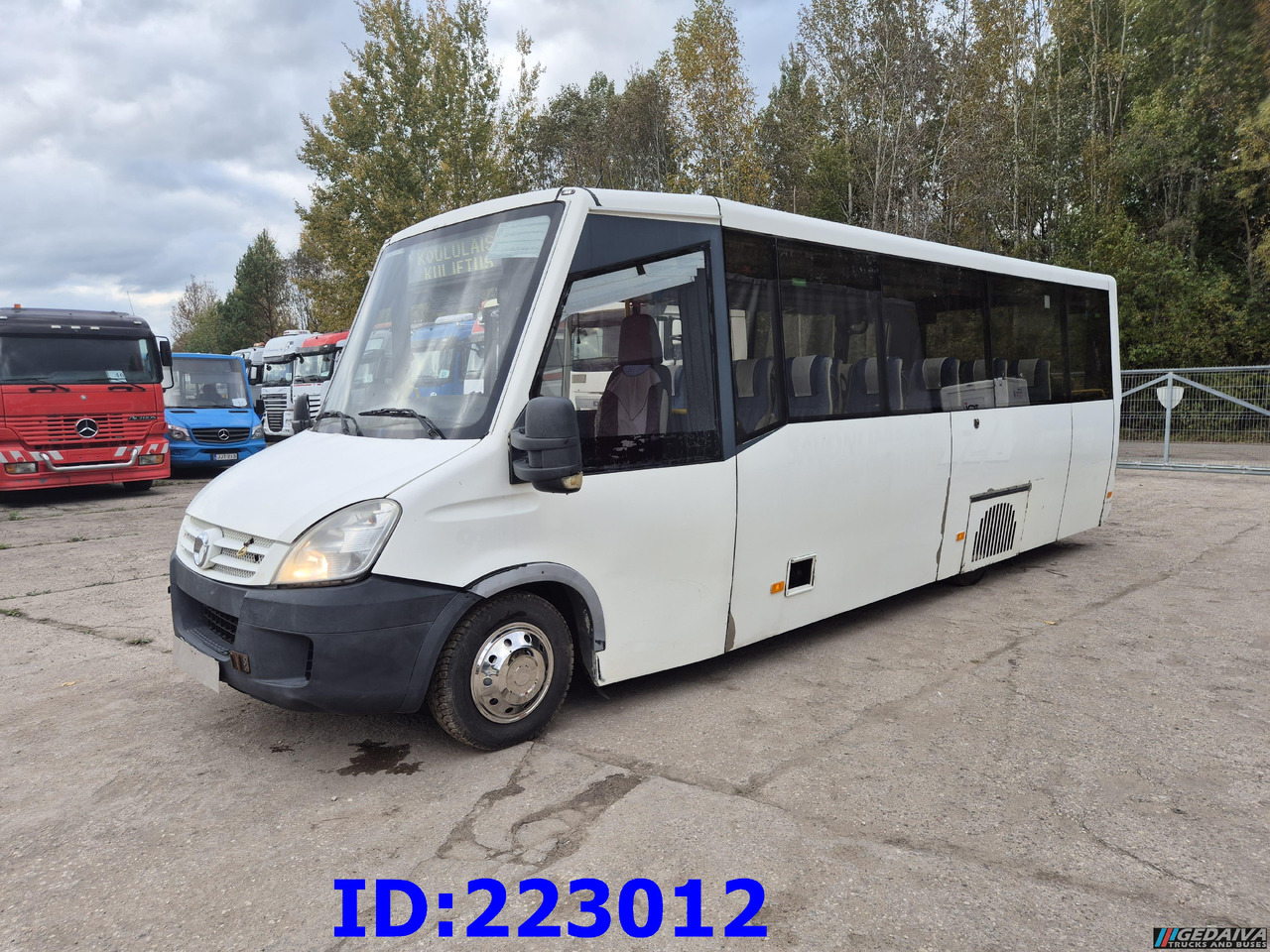 IVECO Daily 50C18 - 23-seater - אוטובוס בין עירוני: תמונה 1 IVECO Daily 50C18 - 23-seater - אוטובוס בין עירוני: תמונה 1