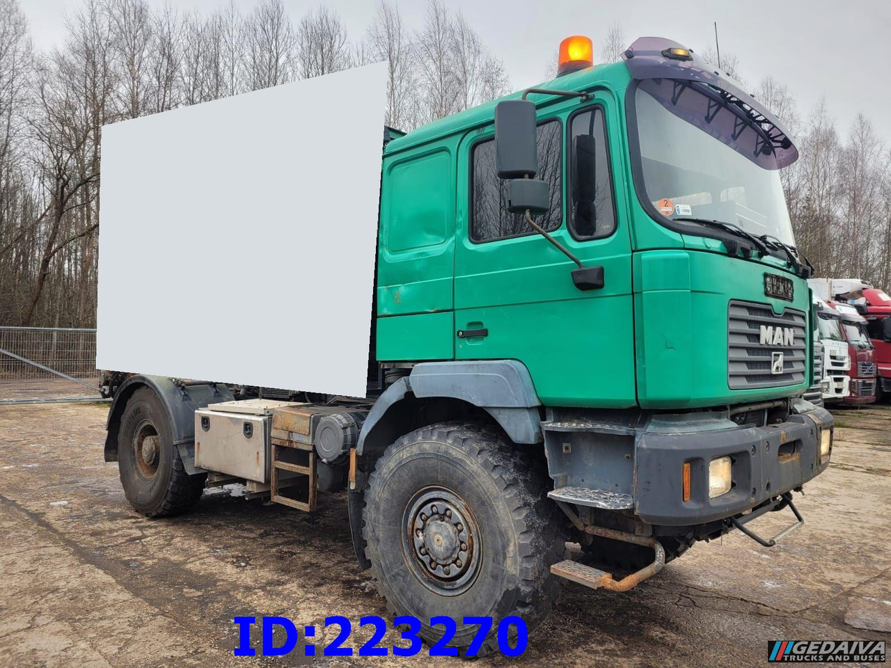 MAN 18.410 4x4 - משאית עם שלדת תא: תמונה 2 MAN 18.410 4x4 - משאית עם שלדת תא: תמונה 2