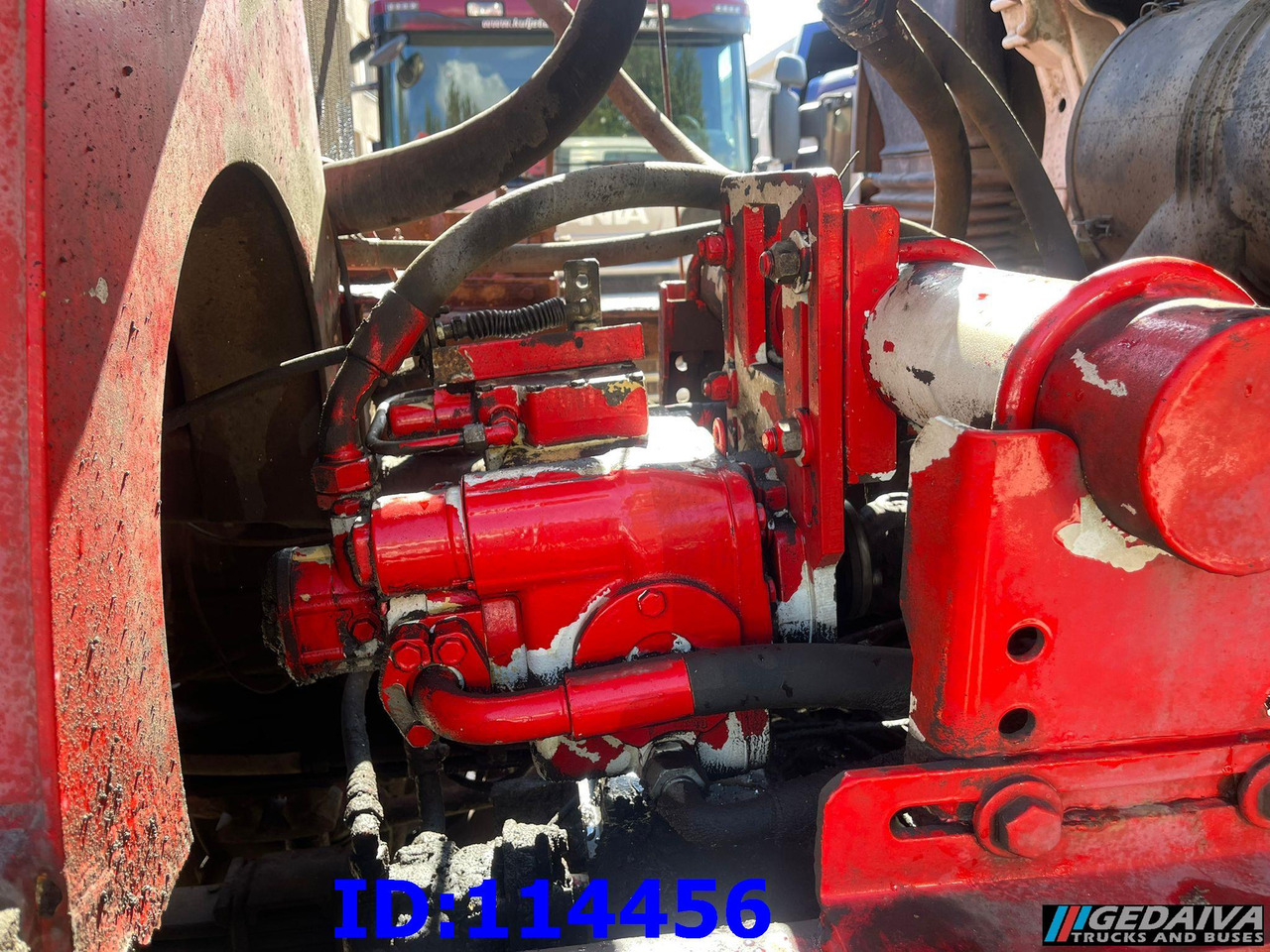 MAN TGA 35.480 8X4 8m3 Manual - משאית מערבלת בטון: תמונה 5 MAN TGA 35.480 8X4 8m3 Manual - משאית מערבלת בטון: תמונה 5