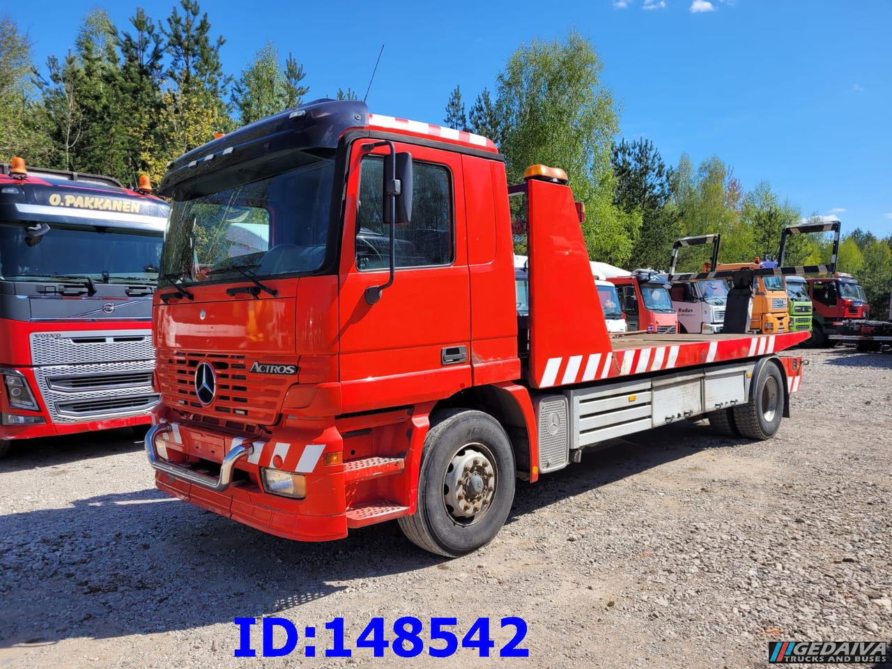 MERCEDES-BENZ Actros 1831 4x2 - משאית גרירה: תמונה 2 MERCEDES-BENZ Actros 1831 4x2 - משאית גרירה: תמונה 2