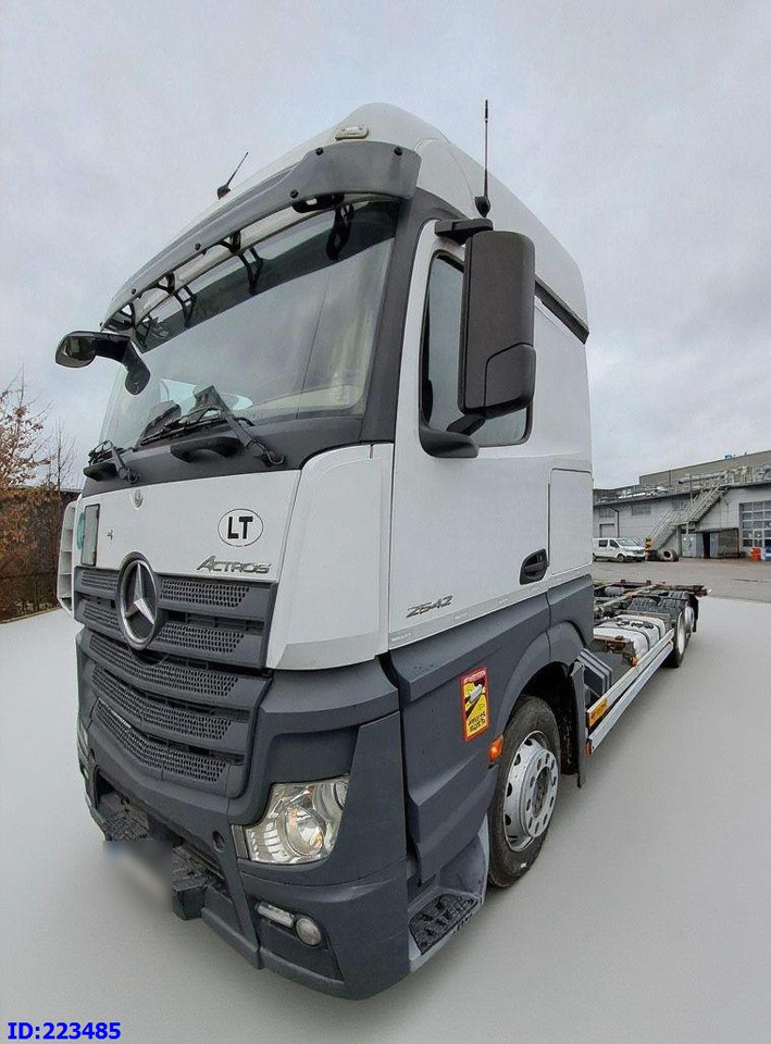 MERCEDES-BENZ Actros 2542 6x2 Euro6 - מוביל מכולות/ משאית החלפת גוף: תמונה 1 MERCEDES-BENZ Actros 2542 6x2 Euro6 - מוביל מכולות/ משאית החלפת גוף: תמונה 1