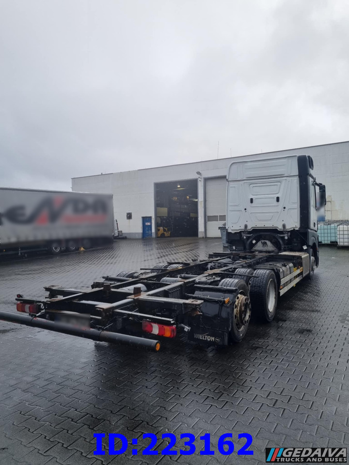 MERCEDES-BENZ Actros 2542 BDF 6x2 Euro6 - משאית עם שלדת תא: תמונה 3 MERCEDES-BENZ Actros 2542 BDF 6x2 Euro6 - משאית עם שלדת תא: תמונה 3