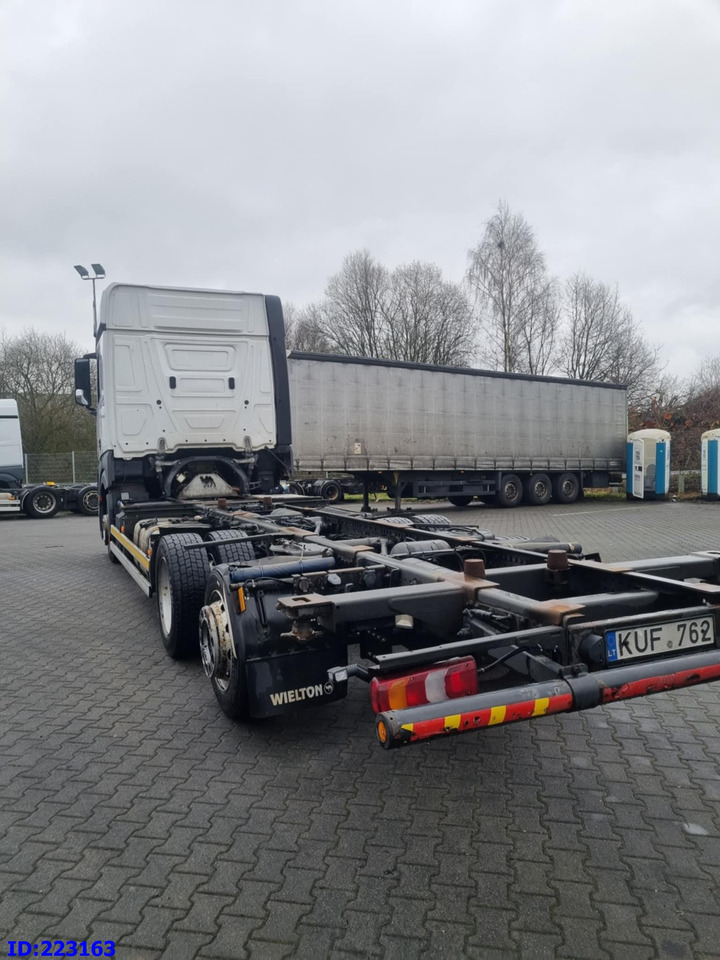 MERCEDES-BENZ Actros 2542 BDF 6x2 Euro6 - משאית עם שלדת תא: תמונה 4 MERCEDES-BENZ Actros 2542 BDF 6x2 Euro6 - משאית עם שלדת תא: תמונה 4