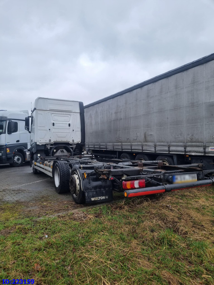 MERCEDES-BENZ Actros 2542 BDF 6x2 Euro6 - משאית עם שלדת תא: תמונה 4 MERCEDES-BENZ Actros 2542 BDF 6x2 Euro6 - משאית עם שלדת תא: תמונה 4