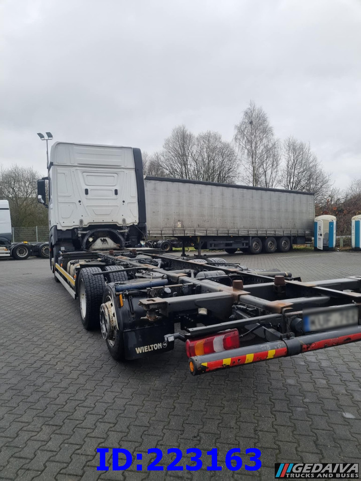 MERCEDES-BENZ Actros 2542 BDF 6x2 Euro6 - משאית עם שלדת תא: תמונה 3 MERCEDES-BENZ Actros 2542 BDF 6x2 Euro6 - משאית עם שלדת תא: תמונה 3