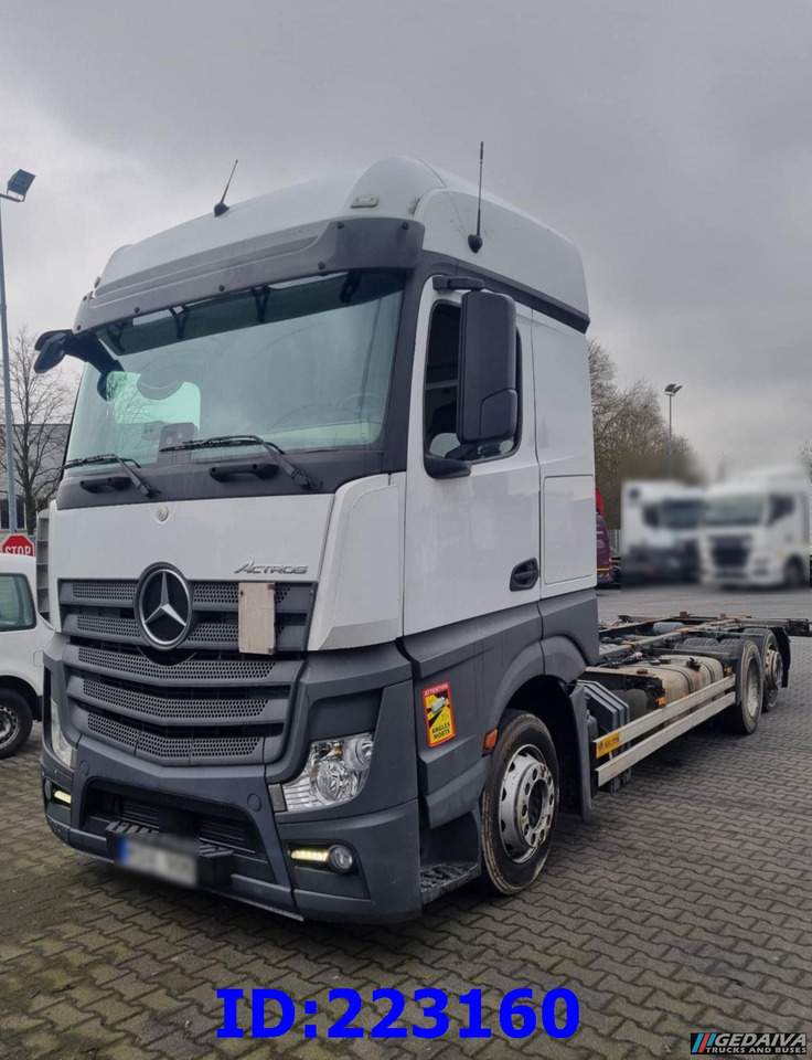 MERCEDES-BENZ Actros 2542 BDF Euro6 - משאית עם שלדת תא: תמונה 1 MERCEDES-BENZ Actros 2542 BDF Euro6 - משאית עם שלדת תא: תמונה 1