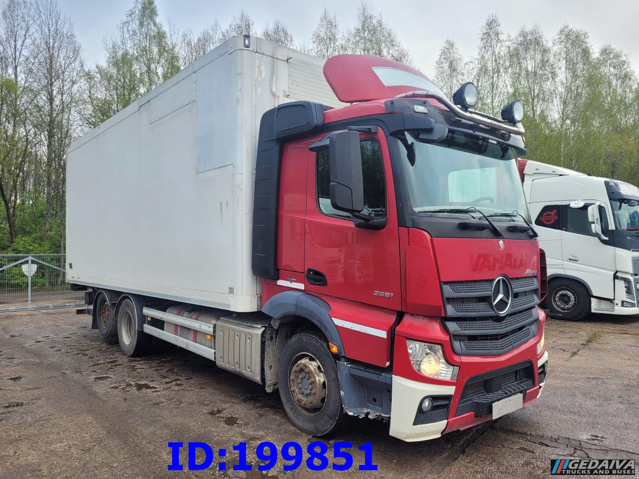 MERCEDES-BENZ Actros 2551 6x2 Euro5 - משאית תיבה: תמונה 4 MERCEDES-BENZ Actros 2551 6x2 Euro5 - משאית תיבה: תמונה 4