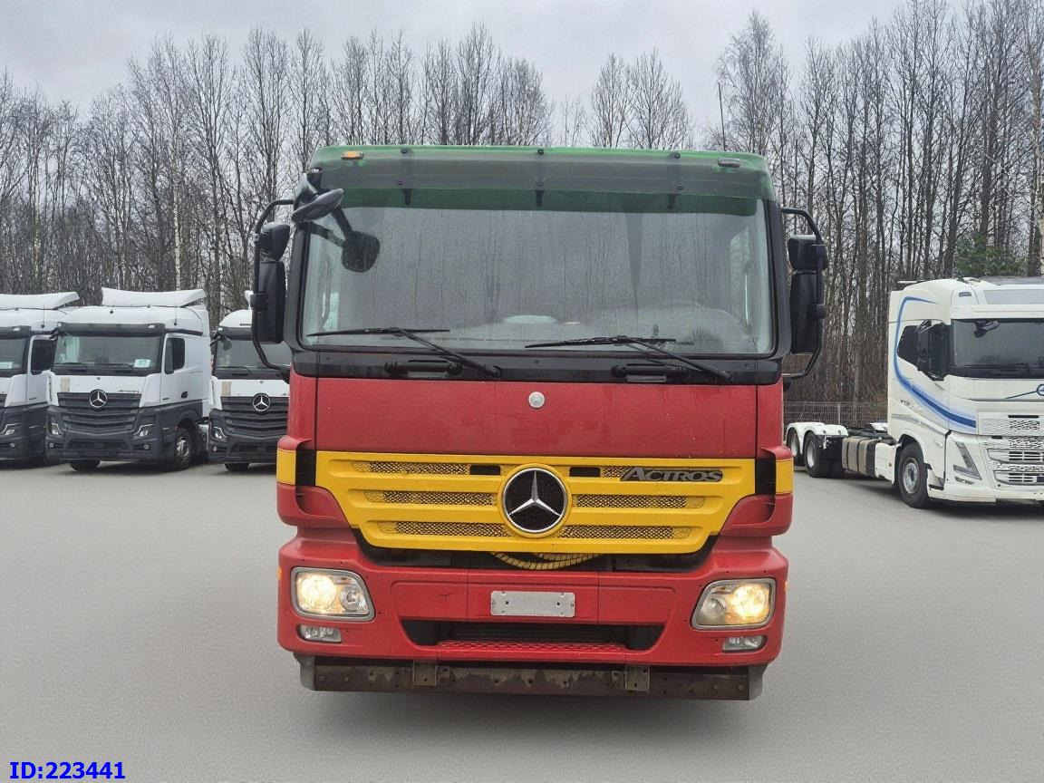 MERCEDES-BENZ Actros 2636 6X4 (3pedals) - משאית עם שלדת תא: תמונה 2 MERCEDES-BENZ Actros 2636 6X4 (3pedals) - משאית עם שלדת תא: תמונה 2