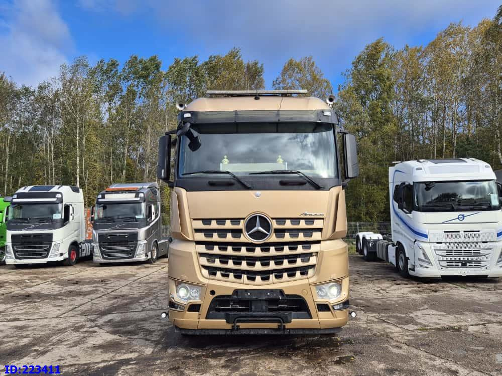 MERCEDES-BENZ Arocs 3763 8x4 Euro6 - משאית עם שלדת תא: תמונה 2 MERCEDES-BENZ Arocs 3763 8x4 Euro6 - משאית עם שלדת תא: תמונה 2