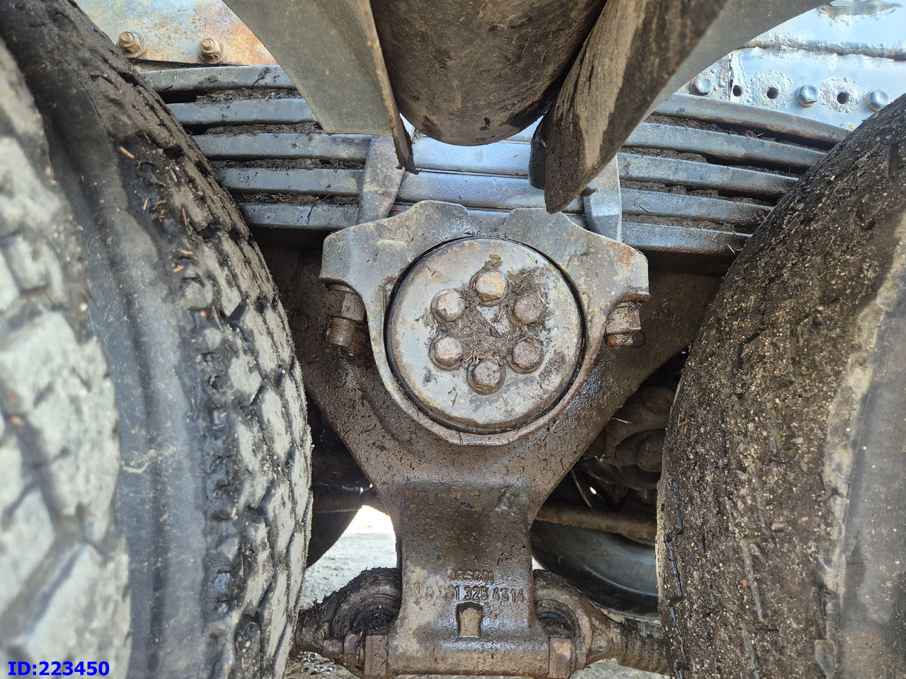 משאית עם שלדת תא MERCEDES-BENZ Arocs 4163 8x4 FULL STEEL (Motor defekt): תמונה 8 משאית עם שלדת תא MERCEDES-BENZ Arocs 4163 8x4 FULL STEEL (Motor defekt): תמונה 8