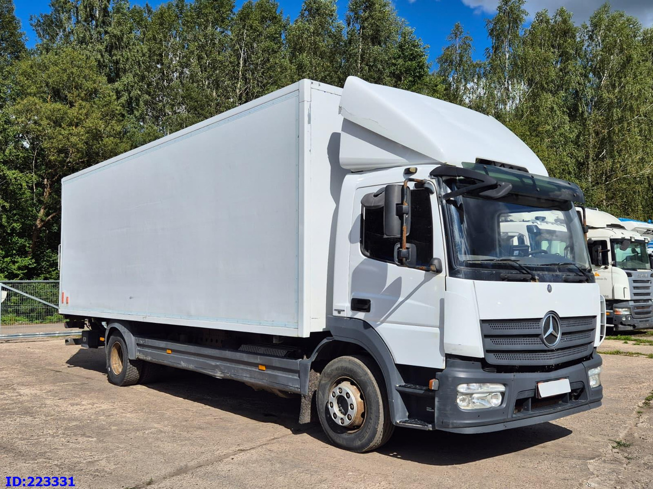 MERCEDES-BENZ Atego 1221 Euro6 (Open side box) - משאית איזותרמית: תמונה 4 MERCEDES-BENZ Atego 1221 Euro6 (Open side box) - משאית איזותרמית: תמונה 4