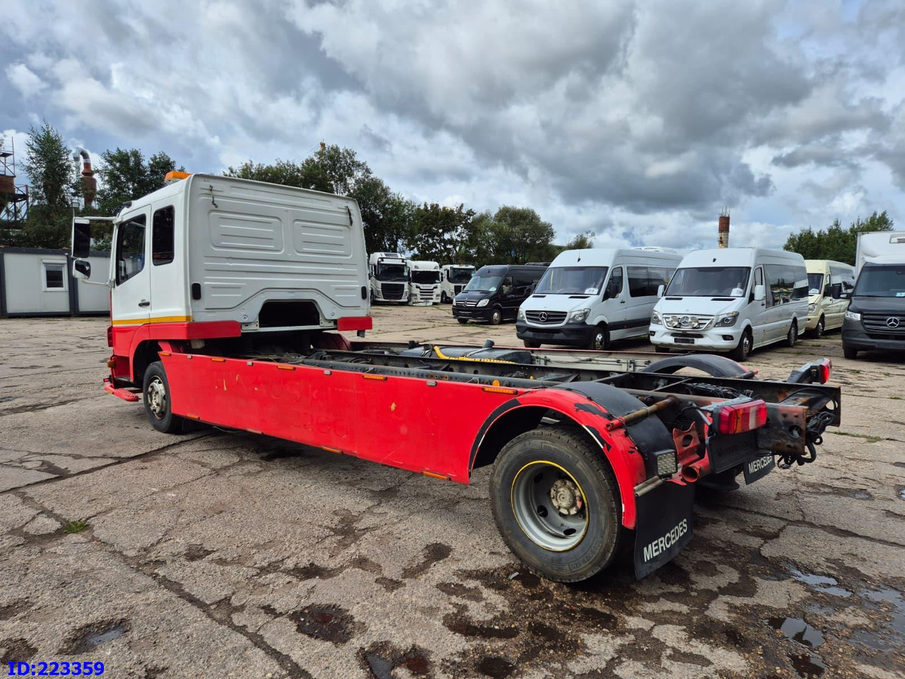 MERCEDES-BENZ Atego 1224 - משאית עם שלדת תא: תמונה 5 MERCEDES-BENZ Atego 1224 - משאית עם שלדת תא: תמונה 5