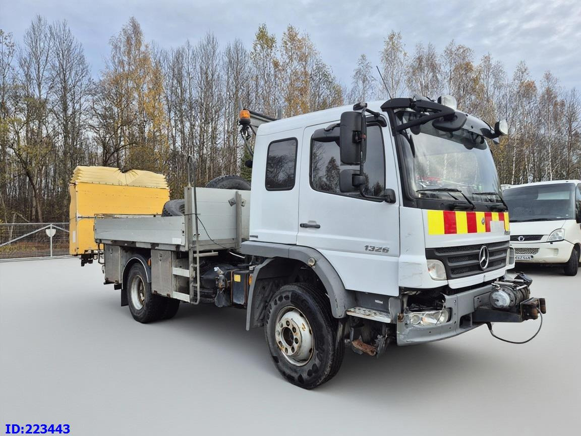 MERCEDES-BENZ Atego 1326 4×4 - משאית צד נופל/ שטוחה: תמונה 4 MERCEDES-BENZ Atego 1326 4×4 - משאית צד נופל/ שטוחה: תמונה 4