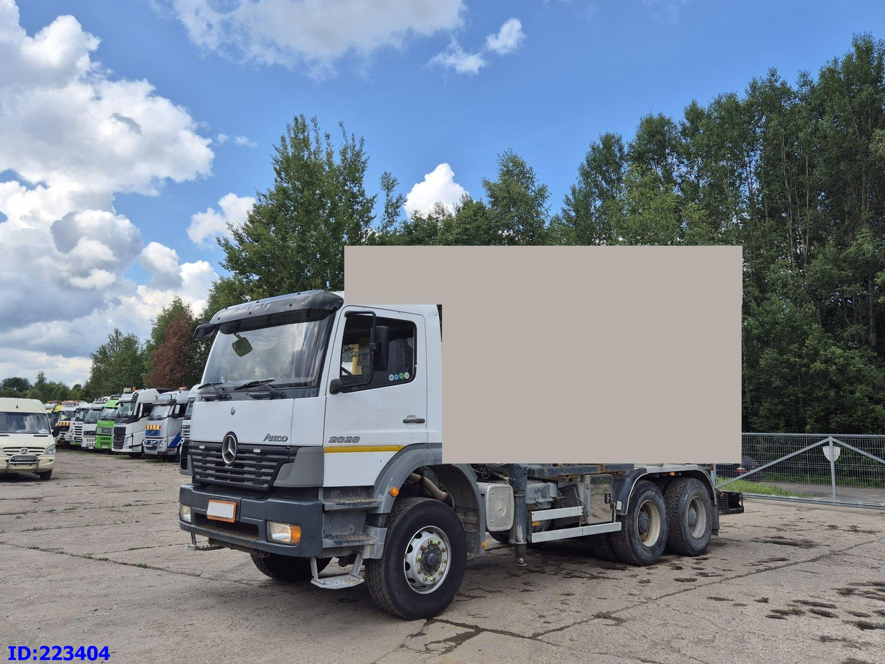 MERCEDES-BENZ Atego 2628 6x4 Full steel - משאית עם שלדת תא: תמונה 1 MERCEDES-BENZ Atego 2628 6x4 Full steel - משאית עם שלדת תא: תמונה 1