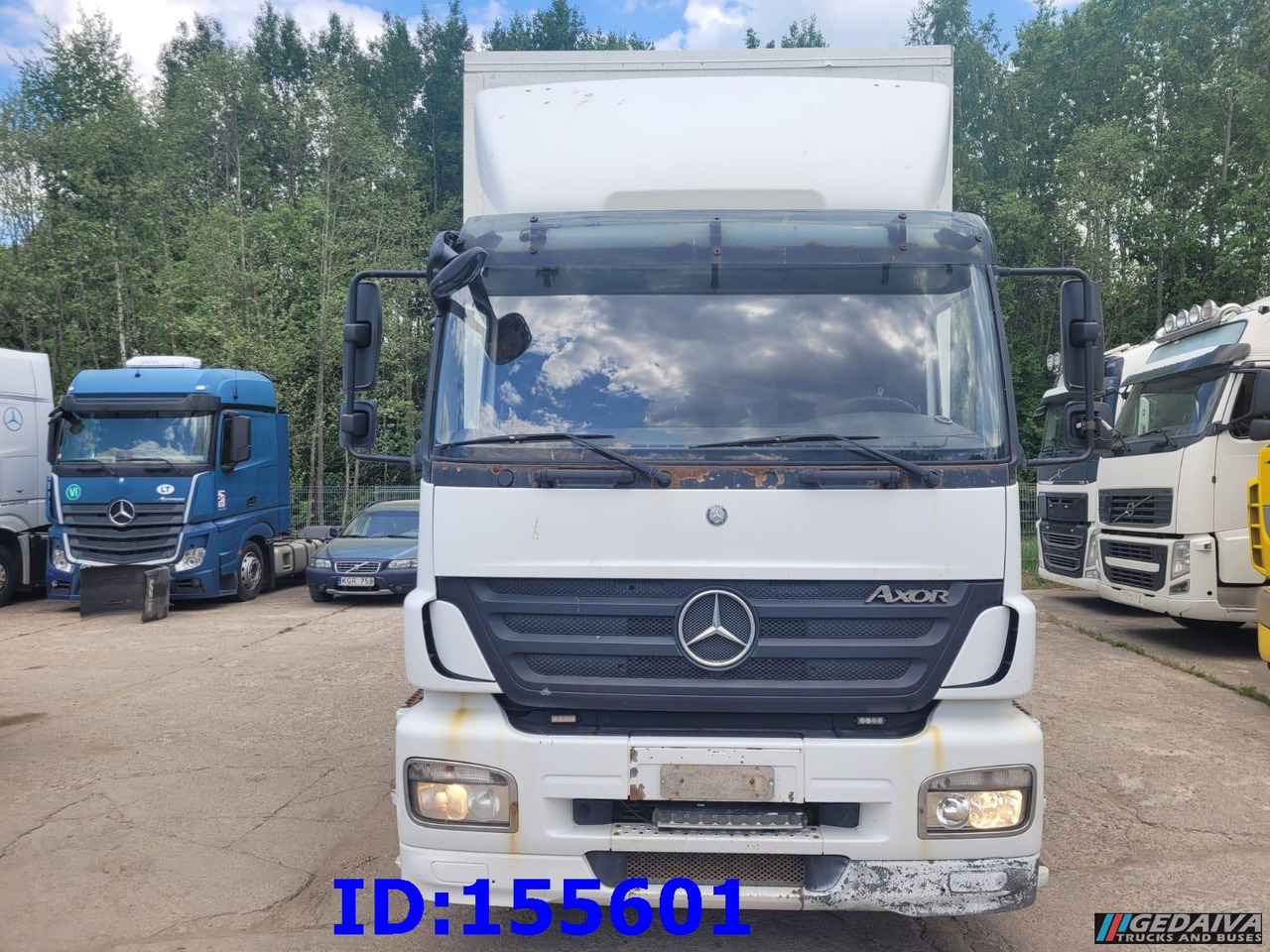 MERCEDES-BENZ Axor 1828 Manual - משאית איזותרמית: תמונה 2 MERCEDES-BENZ Axor 1828 Manual - משאית איזותרמית: תמונה 2