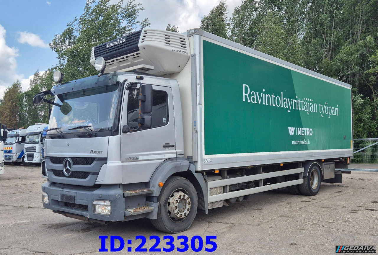 MERCEDES-BENZ Axor 1829 Euro5 Manual + Tail lift - משאית קירור: תמונה 1 MERCEDES-BENZ Axor 1829 Euro5 Manual + Tail lift - משאית קירור: תמונה 1