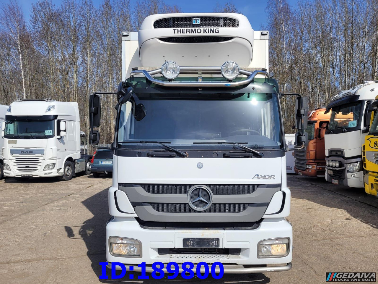 MERCEDES-BENZ Axor 1829 Euro5 Manual + Tail lift - משאית קירור: תמונה 2 MERCEDES-BENZ Axor 1829 Euro5 Manual + Tail lift - משאית קירור: תמונה 2
