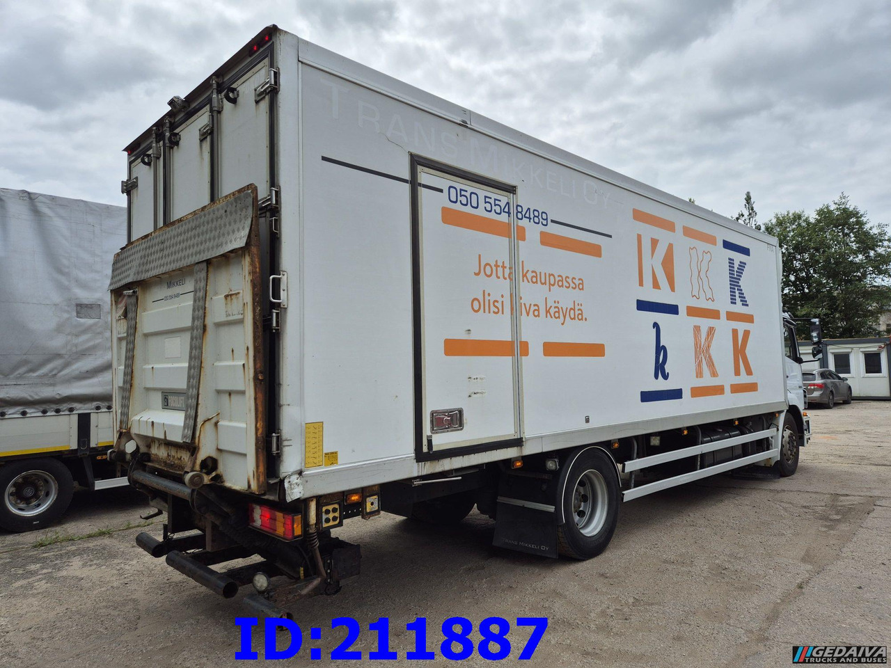 MERCEDES-BENZ Axor 1833 - Manual - משאית קירור: תמונה 5 MERCEDES-BENZ Axor 1833 - Manual - משאית קירור: תמונה 5