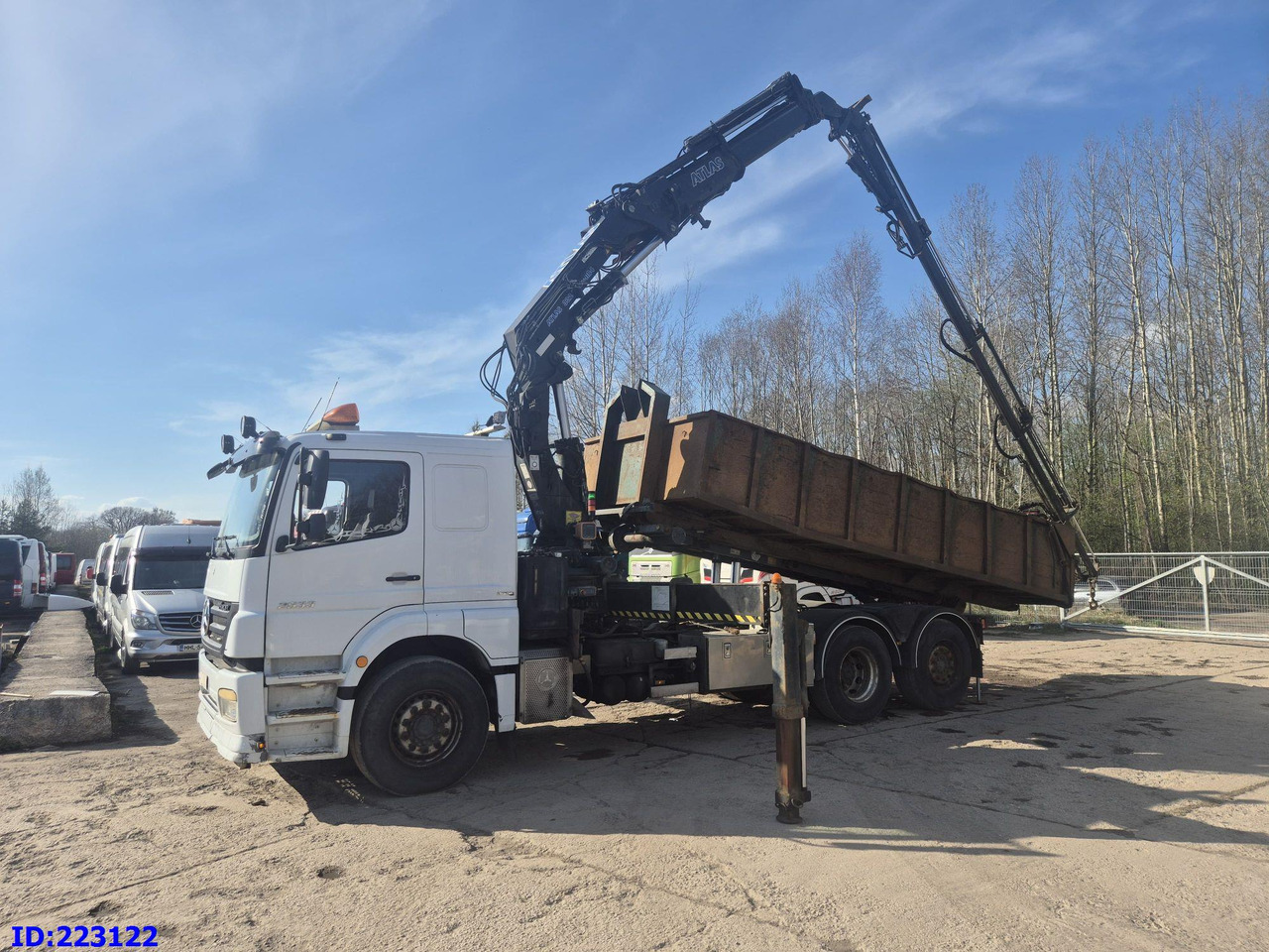 MERCEDES-BENZ Axor 2533 6x2 + Atlas 332.3E Crane - מזהיר: תמונה 1 MERCEDES-BENZ Axor 2533 6x2 + Atlas 332.3E Crane - מזהיר: תמונה 1