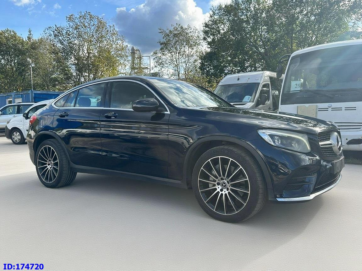 MERCEDES-BENZ GLC Coupe 220 4x4 - SUV: תמונה 2 MERCEDES-BENZ GLC Coupe 220 4x4 - SUV: תמונה 2