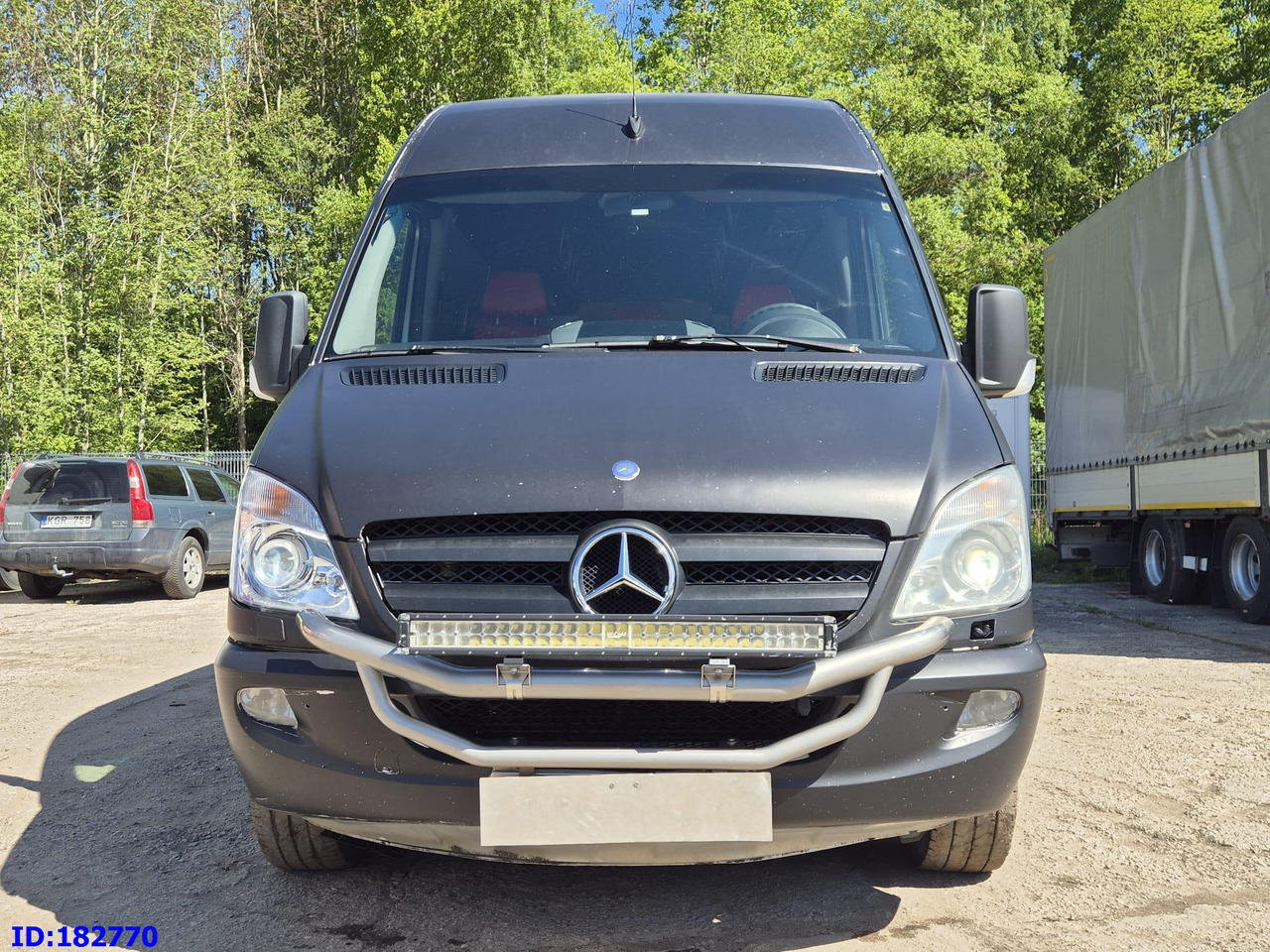 MERCEDES-BENZ Sprinter 319 VIP Euro5 - אוטובוס בין עירוני: תמונה 2 MERCEDES-BENZ Sprinter 319 VIP Euro5 - אוטובוס בין עירוני: תמונה 2