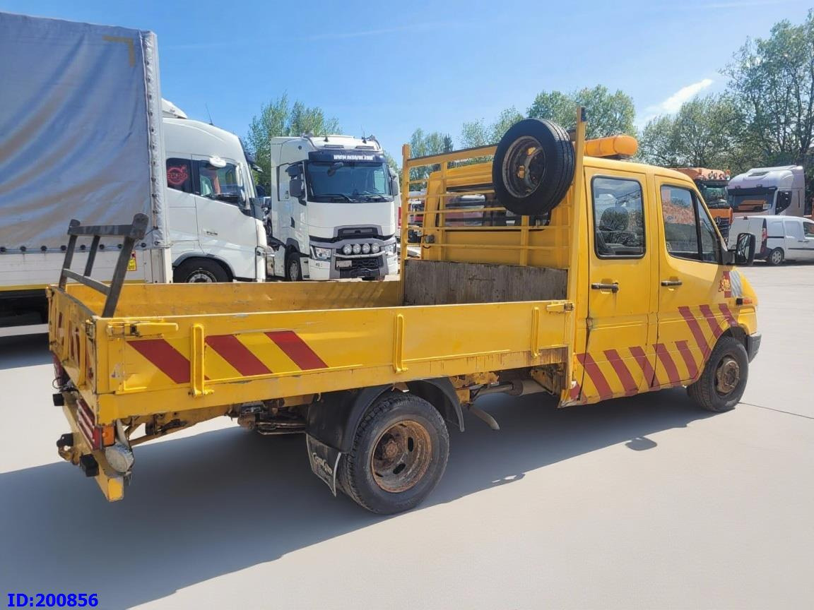 MERCEDES-BENZ Sprinter 408D - 5 Seater - משאית צד נופל/ שטוחה: תמונה 5 MERCEDES-BENZ Sprinter 408D - 5 Seater - משאית צד נופל/ שטוחה: תמונה 5