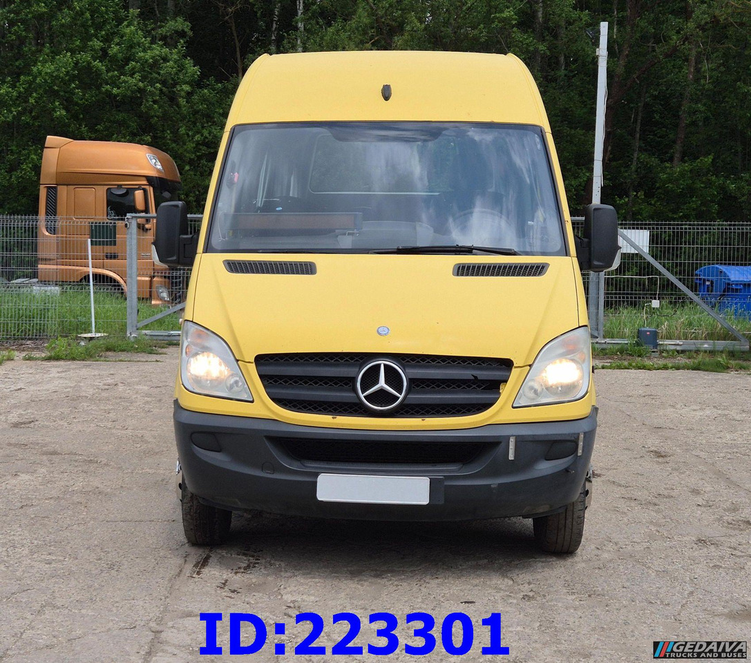 MERCEDES-BENZ Sprinter 515 TRANSFER 23 PLACES - אוטובוס בין עירוני: תמונה 2 MERCEDES-BENZ Sprinter 515 TRANSFER 23 PLACES - אוטובוס בין עירוני: תמונה 2