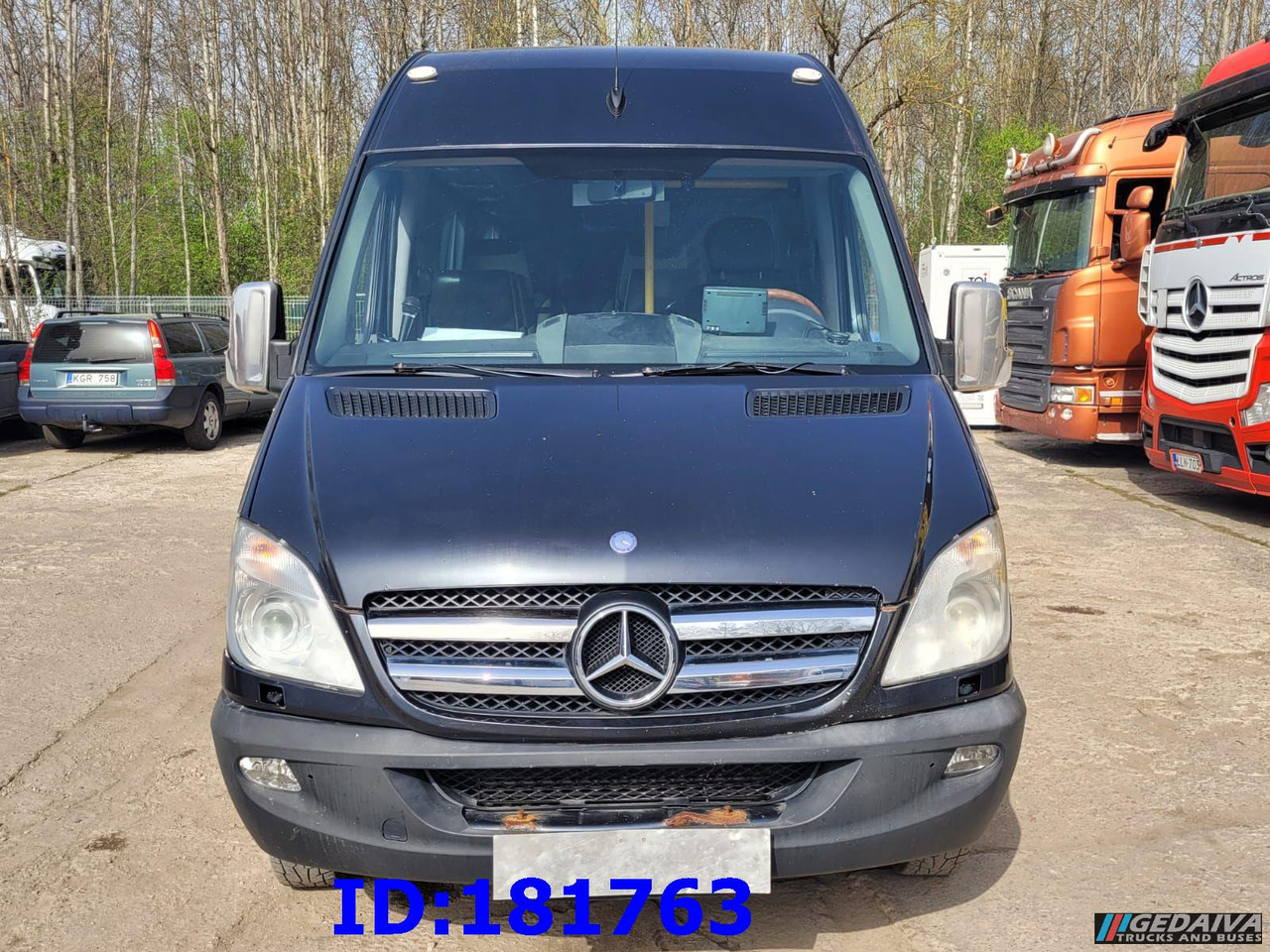 MERCEDES-BENZ Sprinter 518 - VIP - 17 Seater - אוטובוס בין עירוני: תמונה 2 MERCEDES-BENZ Sprinter 518 - VIP - 17 Seater - אוטובוס בין עירוני: תמונה 2