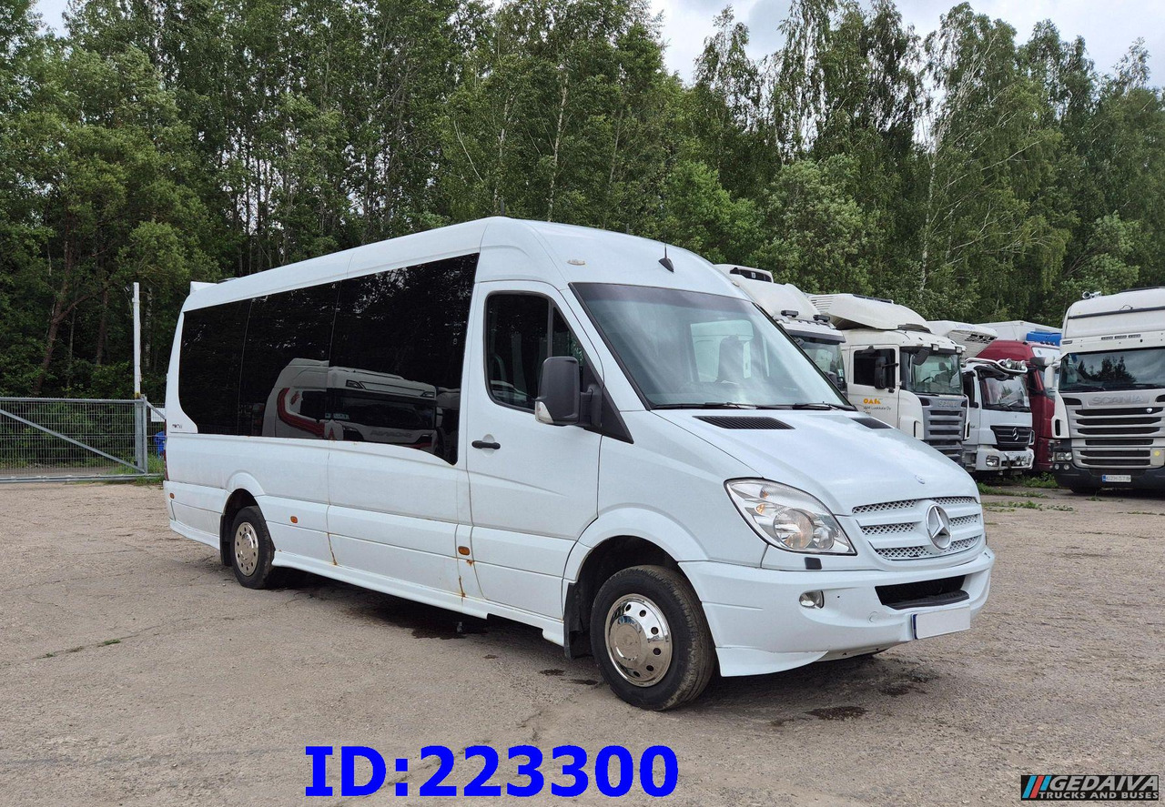 MERCEDES-BENZ Sprinter 518 VIP - 17 Seater - אוטובוס בין עירוני: תמונה 4 MERCEDES-BENZ Sprinter 518 VIP - 17 Seater - אוטובוס בין עירוני: תמונה 4