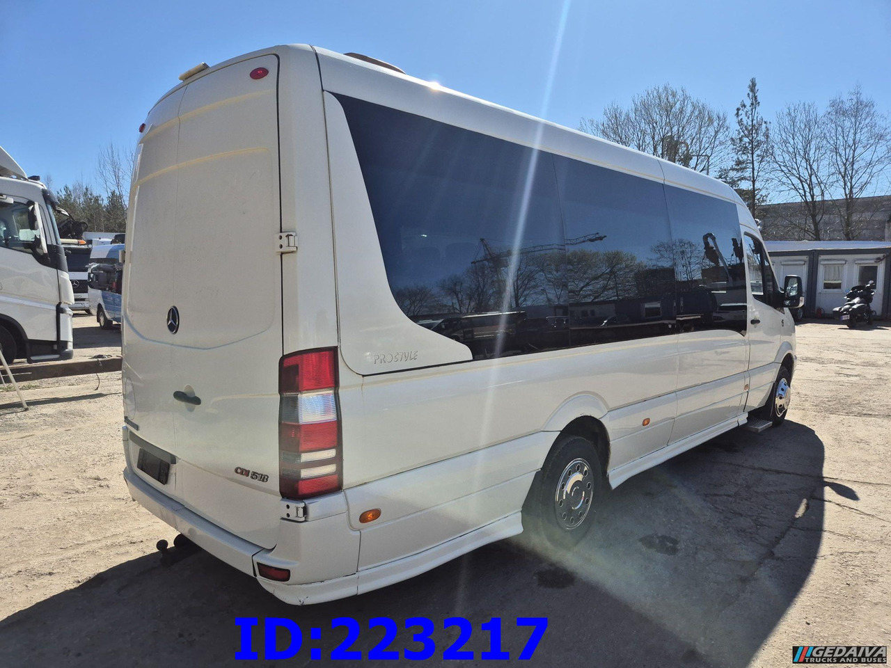 MERCEDES-BENZ Sprinter 518 VIP Prostyle 17-Place (Motor defekt) - אוטובוס בין עירוני: תמונה 4 MERCEDES-BENZ Sprinter 518 VIP Prostyle 17-Place (Motor defekt) - אוטובוס בין עירוני: תמונה 4