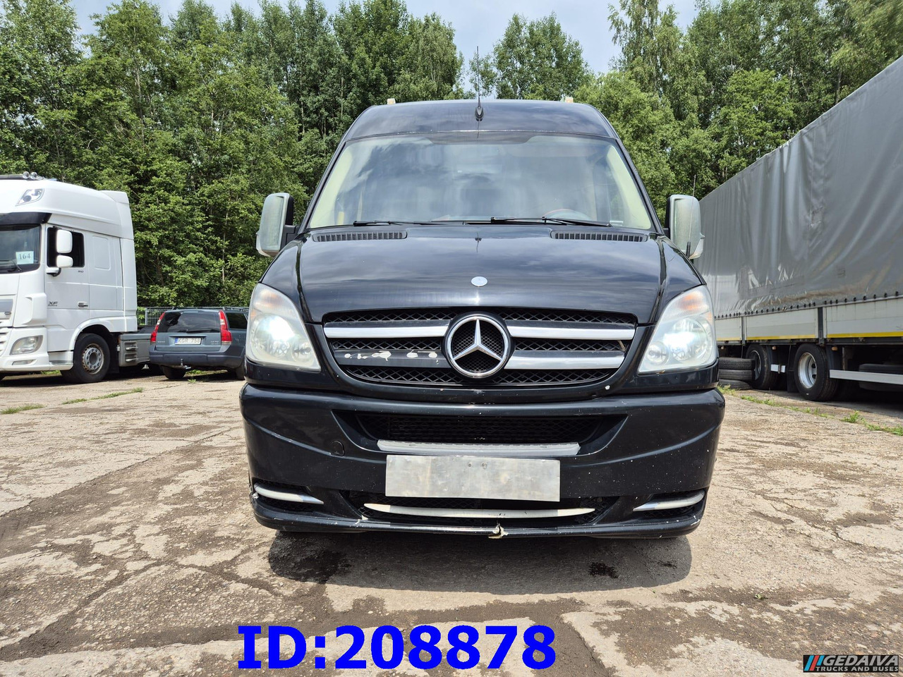 MERCEDES-BENZ Sprinter 519 -VIP- 17 places - אוטובוס בין עירוני: תמונה 2 MERCEDES-BENZ Sprinter 519 -VIP- 17 places - אוטובוס בין עירוני: תמונה 2