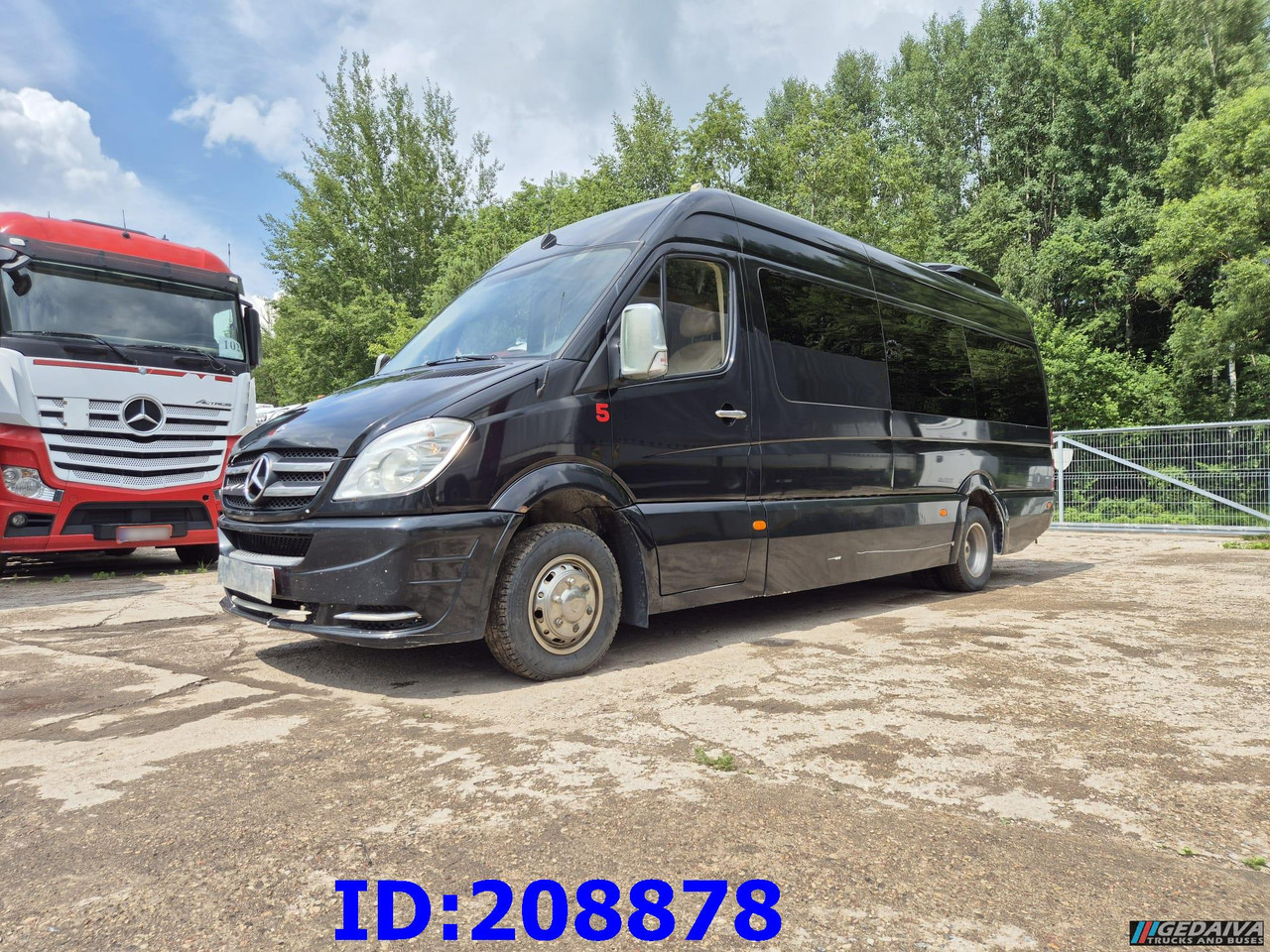 MERCEDES-BENZ Sprinter 519 -VIP- 17 places - אוטובוס בין עירוני: תמונה 1 MERCEDES-BENZ Sprinter 519 -VIP- 17 places - אוטובוס בין עירוני: תמונה 1