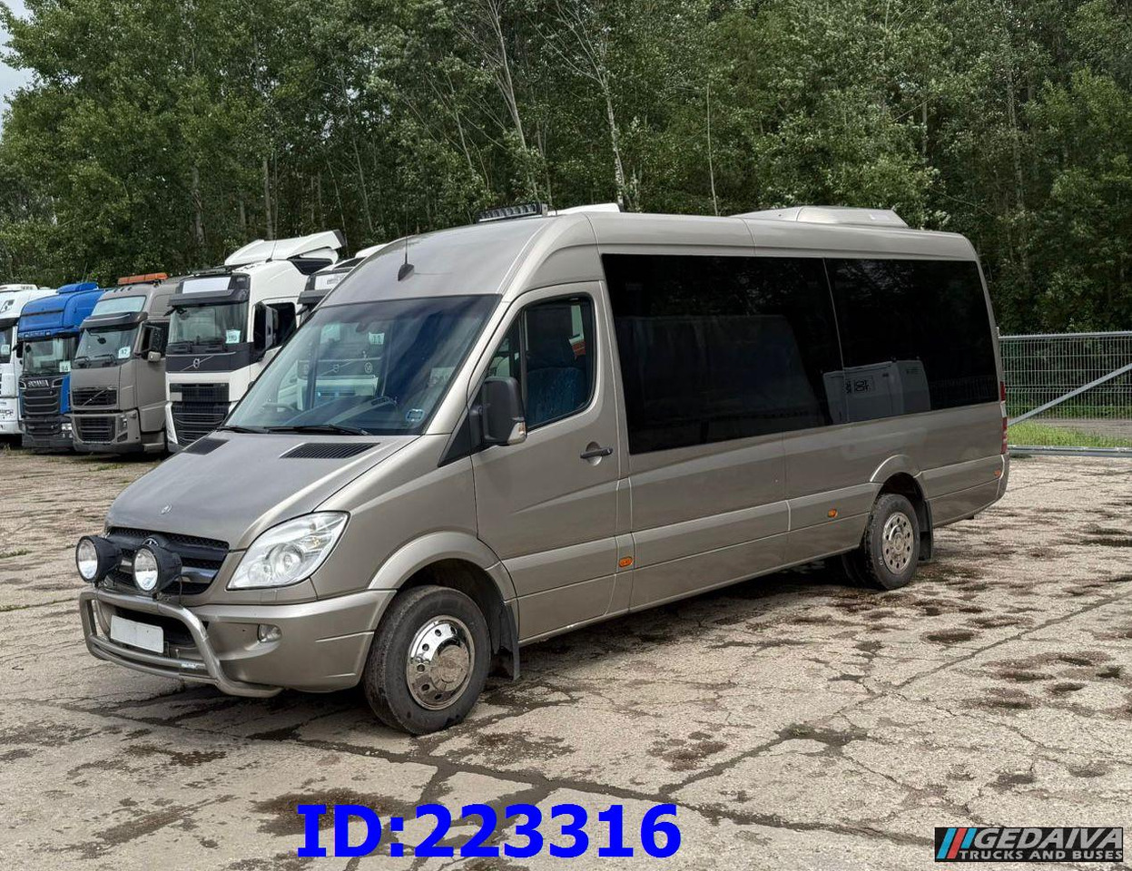 MERCEDES-BENZ Sprinter 519 VIP - 18 Seater - Euro 5 - אוטובוס בין עירוני: תמונה 1 MERCEDES-BENZ Sprinter 519 VIP - 18 Seater - Euro 5 - אוטובוס בין עירוני: תמונה 1