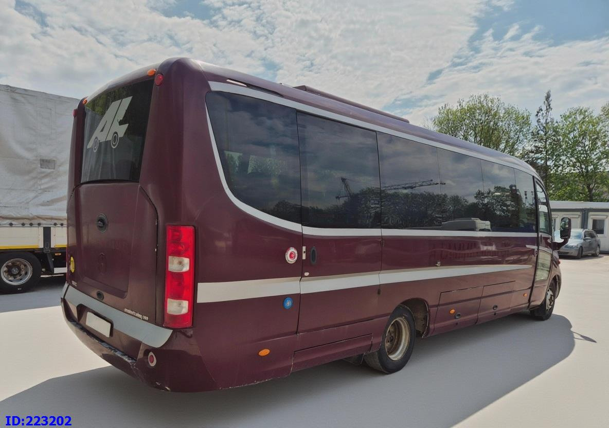 MERCEDES-BENZ Sunrider 818D Vario 33 - Seater - אוטובוס בין עירוני: תמונה 4 MERCEDES-BENZ Sunrider 818D Vario 33 - Seater - אוטובוס בין עירוני: תמונה 4