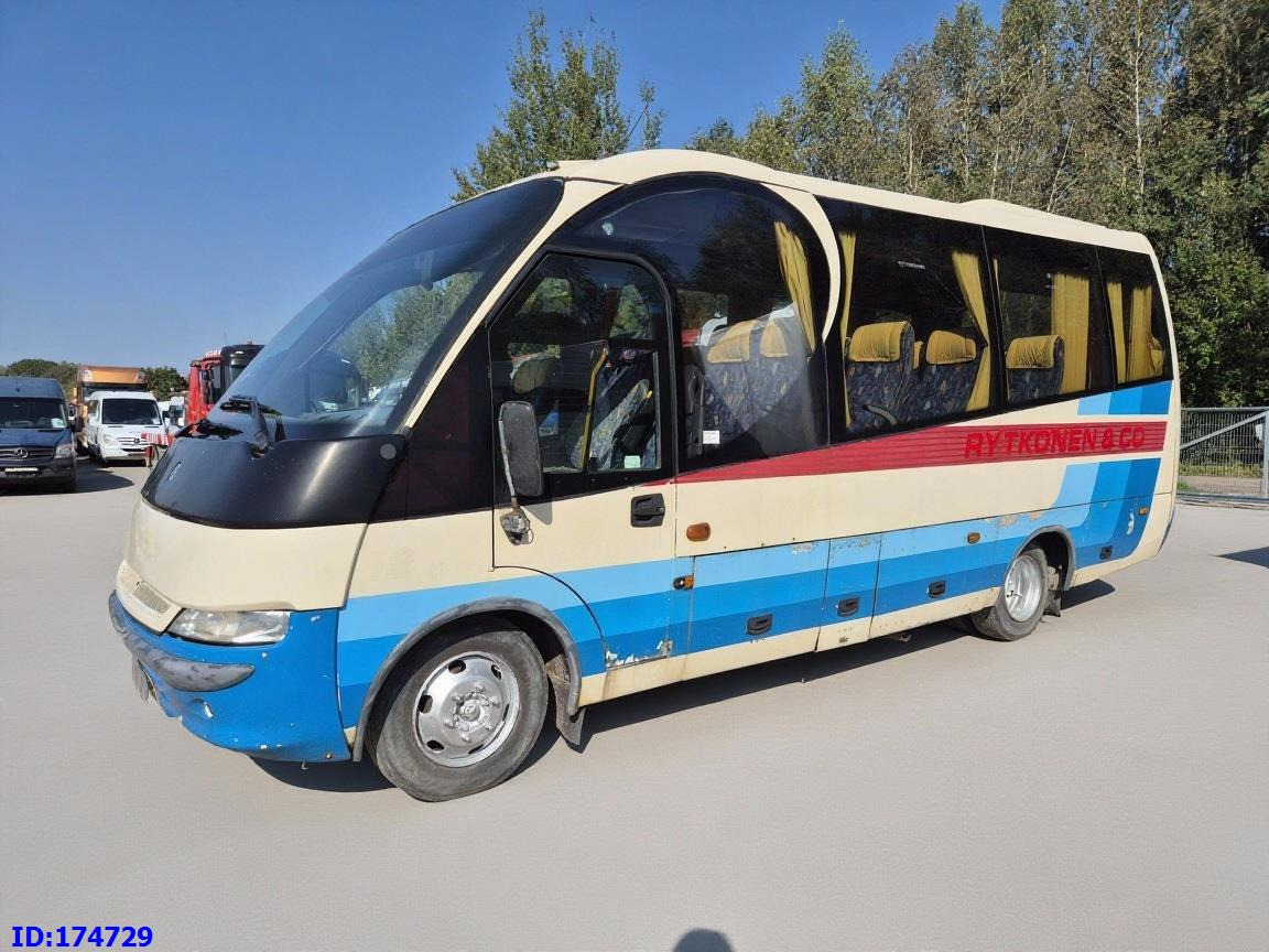 MERCEDES-BENZ Vario 815 26-Seater - מיניבוס, אוטובוס בין עירוני: תמונה 1 MERCEDES-BENZ Vario 815 26-Seater - מיניבוס, אוטובוס בין עירוני: תמונה 1