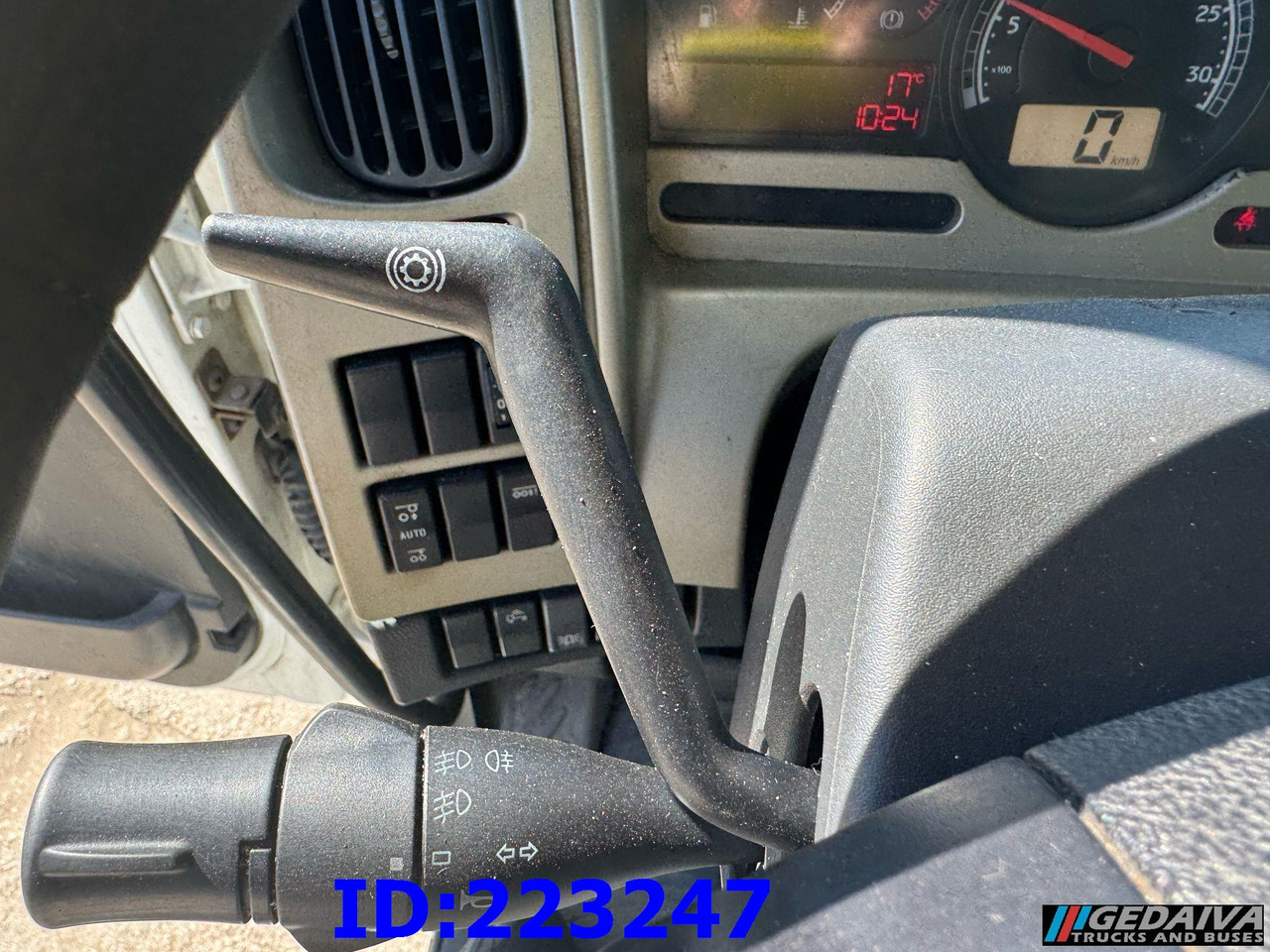 יחידת טרקטור RENAULT Premium 6x2 460 EEV Euro5: תמונה 9