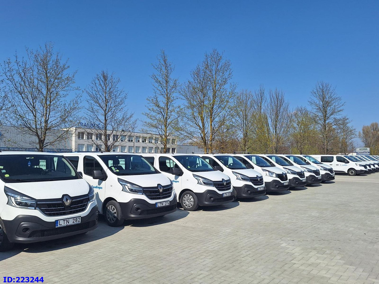 RENAULT Trafic (6pcs. available) - כלי רכב מסחרי קומבי: תמונה 1 RENAULT Trafic (6pcs. available) - כלי רכב מסחרי קומבי: תמונה 1