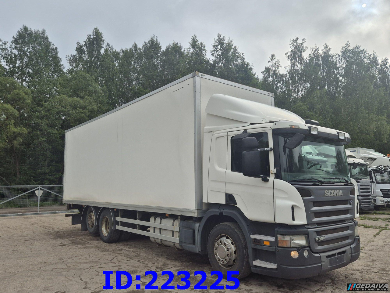 SCANIA P380 6x2 Open side box - משאית תיבה: תמונה 3 SCANIA P380 6x2 Open side box - משאית תיבה: תמונה 3