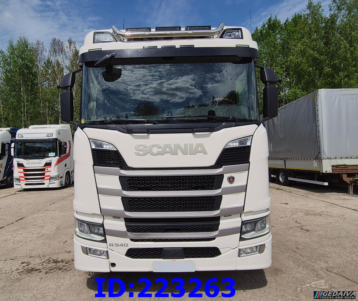 SCANIA R540 6x2 Retarder - משאית עם שלדת תא: תמונה 2 SCANIA R540 6x2 Retarder - משאית עם שלדת תא: תמונה 2