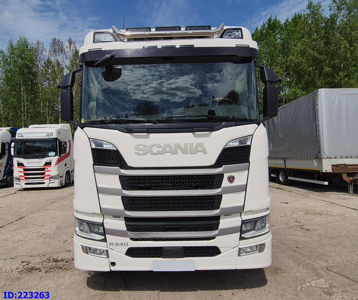 SCANIA R540 6x2 Retarder - משאית עם שלדת תא: תמונה 2 SCANIA R540 6x2 Retarder - משאית עם שלדת תא: תמונה 2