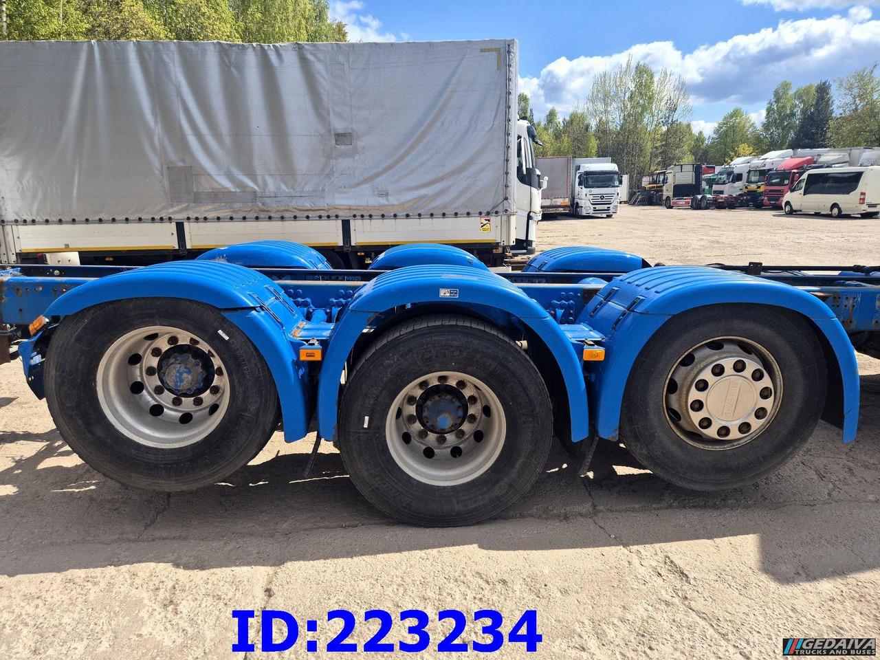 SCANIA R580 8X2 - Steering axle - Euro6 - משאית עם שלדת תא: תמונה 5 SCANIA R580 8X2 - Steering axle - Euro6 - משאית עם שלדת תא: תמונה 5