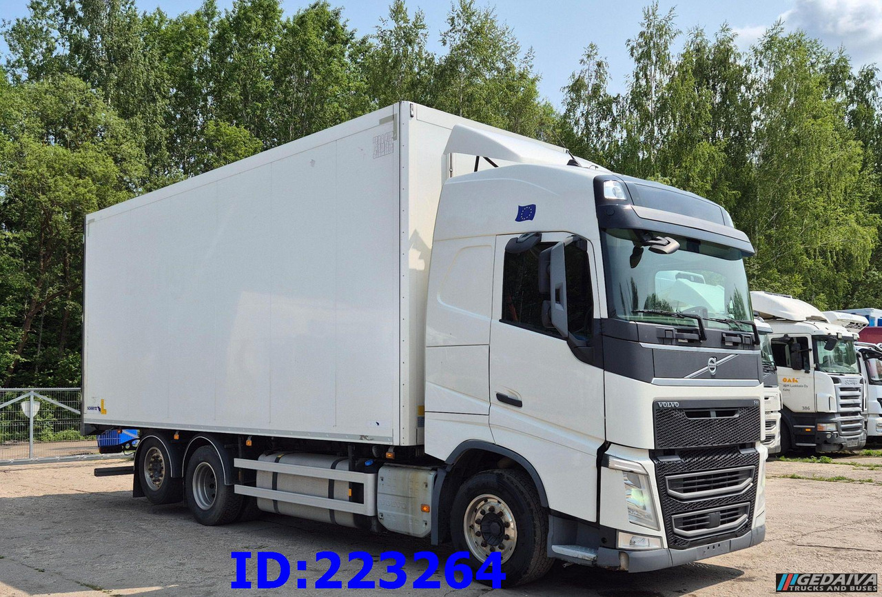 VOLVO FH13 460HP 6x2 Steering axle Euro6 - משאית קירור: תמונה 2 VOLVO FH13 460HP 6x2 Steering axle Euro6 - משאית קירור: תמונה 2